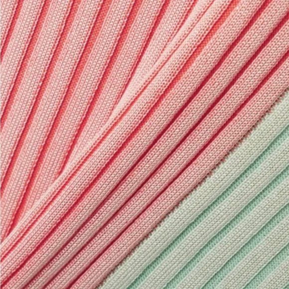 KENZO - Ribbed Bell-Sleeve Top (size SMALL) - Picture 2 of 2